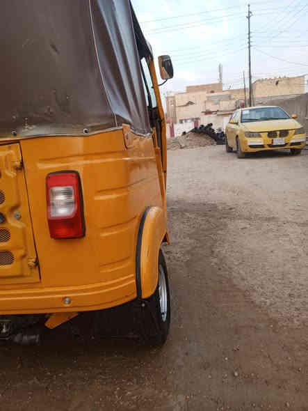 تكتك للبيع موديل 20 
اتصل وبيك خير وتدلل***********
