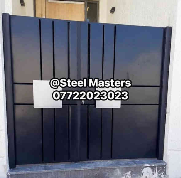 🛑نقدا & بالتقسيط 
ورشة Steel Masters لأعمال الحدادة 

تنفيذ وتوريد باب حديد رئيسي وجانبي مودرن 

✅ تنسيق نظيف مع جدار السور  
✅ متين وقوي ويعطي خصوصية وأناقة 
✅ دهان بلون اسود مطفي 
✅ مسكة مربعة متوسطة الحجم بلون مميز 

📐 تصميم عملي  _ متين وامن متناسق مع الواجهات الحديثة  

تنفيذ فعلي من ورشة #steel_masters

📍 للتواصل والاستفسار:
+964 ***********
العراق_بغداد
