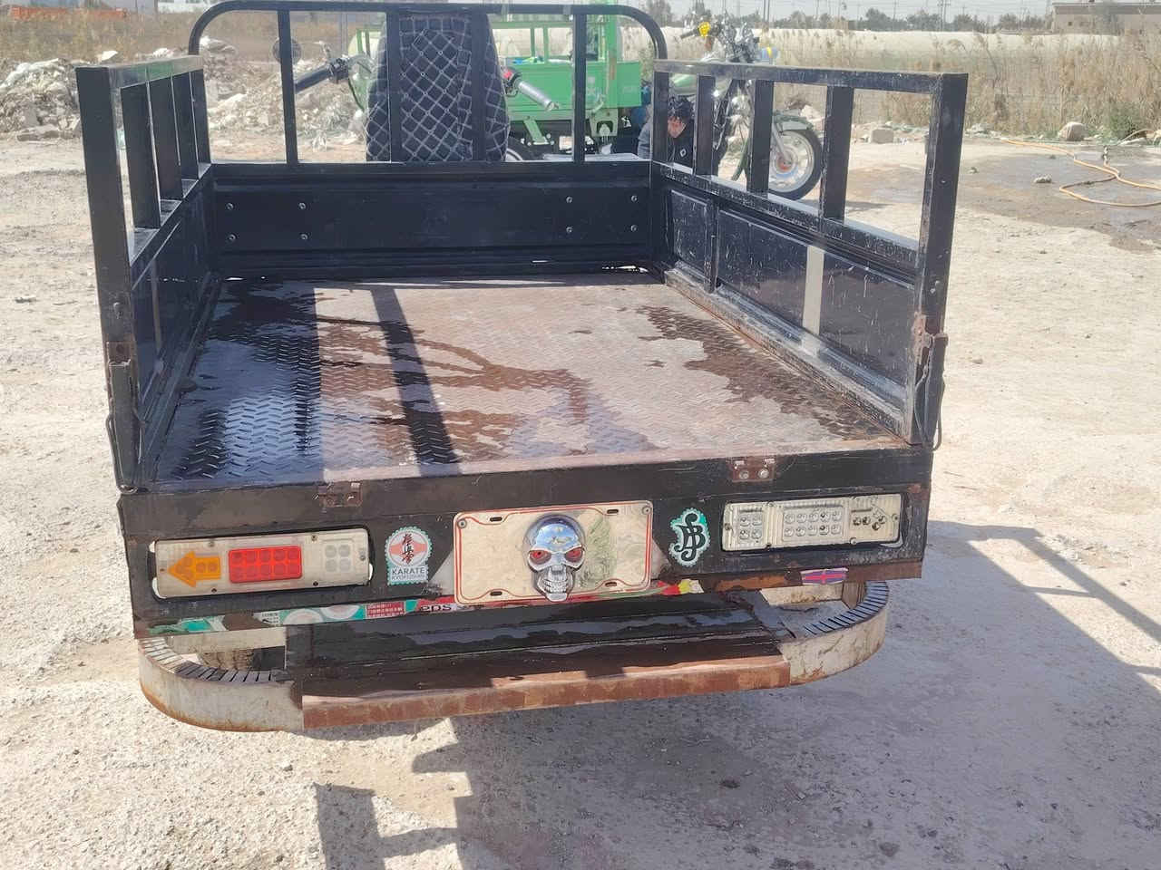 سلام عليكم شباب ستوته موديل عشرين 
وكيله جبرين محرك خمسه وعشرين ابلا دي امكلاف بلنشر  الخاص مزدود ***********
