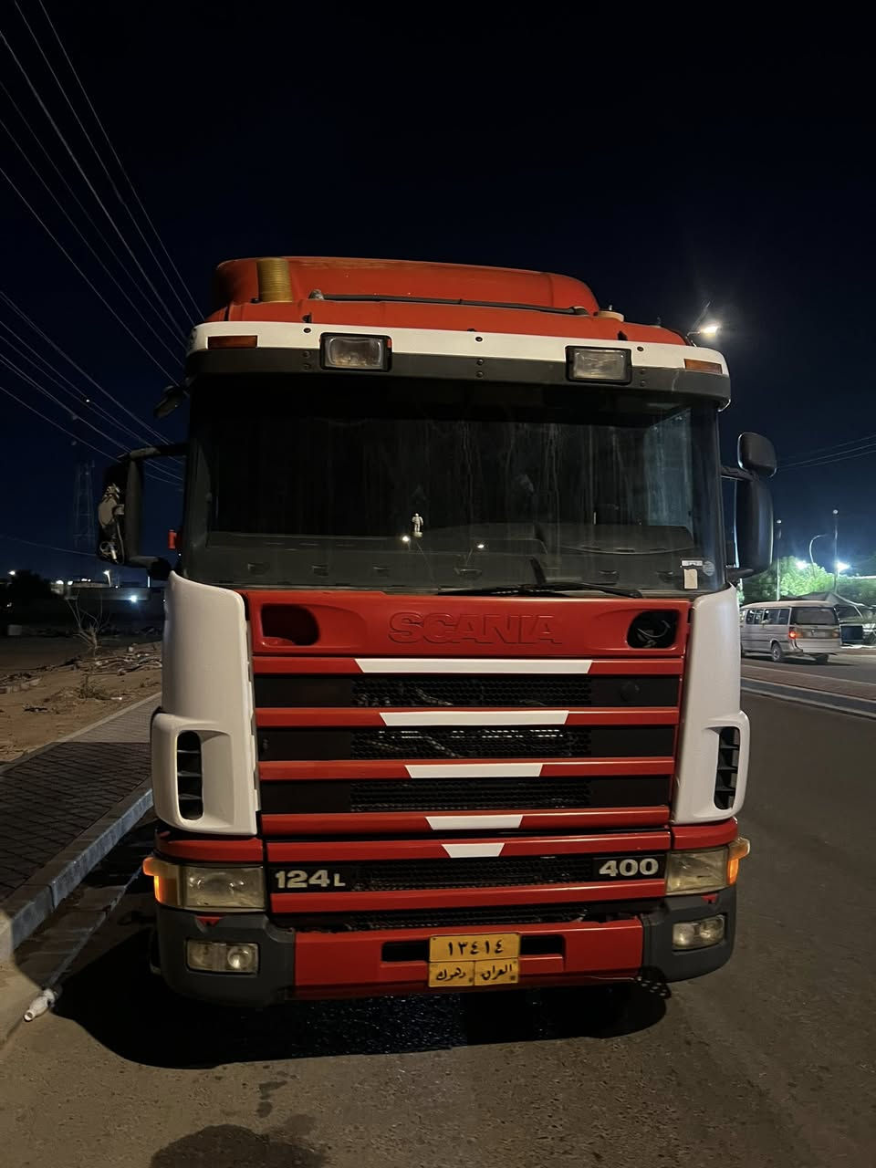 السلام عليكم سكانيا للبيع 
محرك 6 بم ونوزل 
رقم دهوك 
جديده 
مكان بصره زبير 
السعر 110 
***********
