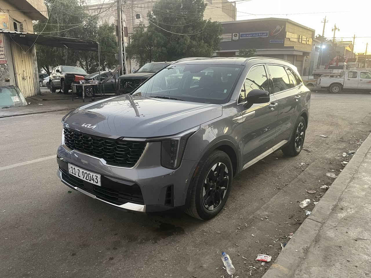 كيا سورنتو  موديل ٢٠٢٤ ماشيه ٢٠ الف حادثة موجود بالمنشور صبغ ٣ قطع جاهزه مرقمه بغداد باسمي فوول مواصفات عدا بنوراما مكانه بغداد الكراده للاتصال / ***********/ سعره ٢٤٠$
