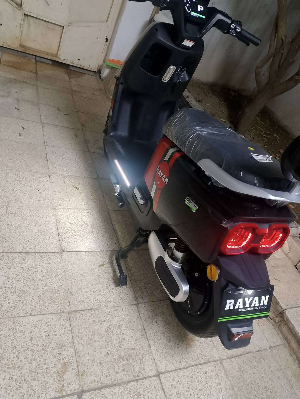 دراجة ريان غني عن التعريف دراجة جديدة زيرو ماخذها صارلها ثلاثة اشهر بعدها جديدة دبل سويج تشغيل عن بعد قفل حماية من السرقة 3 نمر سرعة 60 حقيقي سعر 800 ..
للاستفسار التواصل عل الرقم *********** بي واتساب الي يكلي اشبي مابي بلوك .
