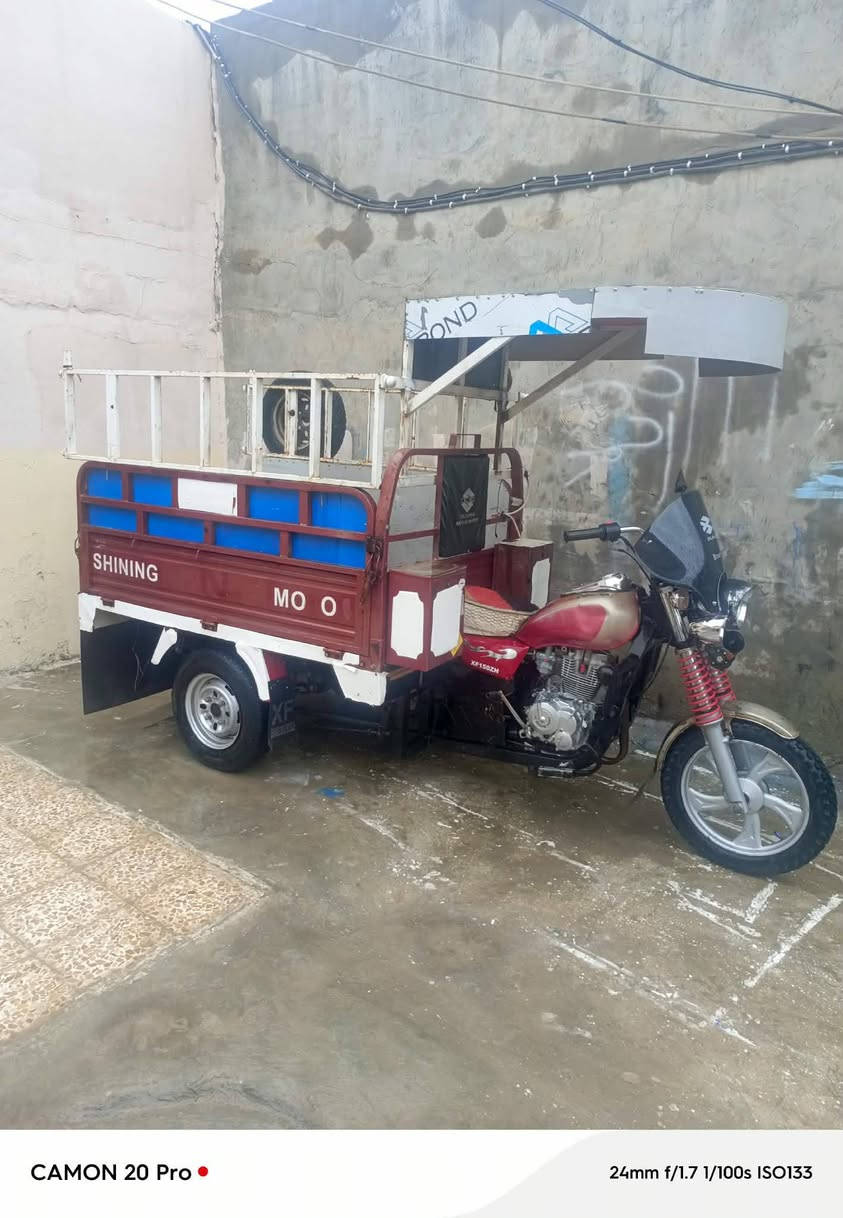 ستوته البيع شاصي ويرمنيه شرط موديل 17محرك 24 
السعر 1400مكان جانب اليمن صناعه القديم 
الرقم ***********
