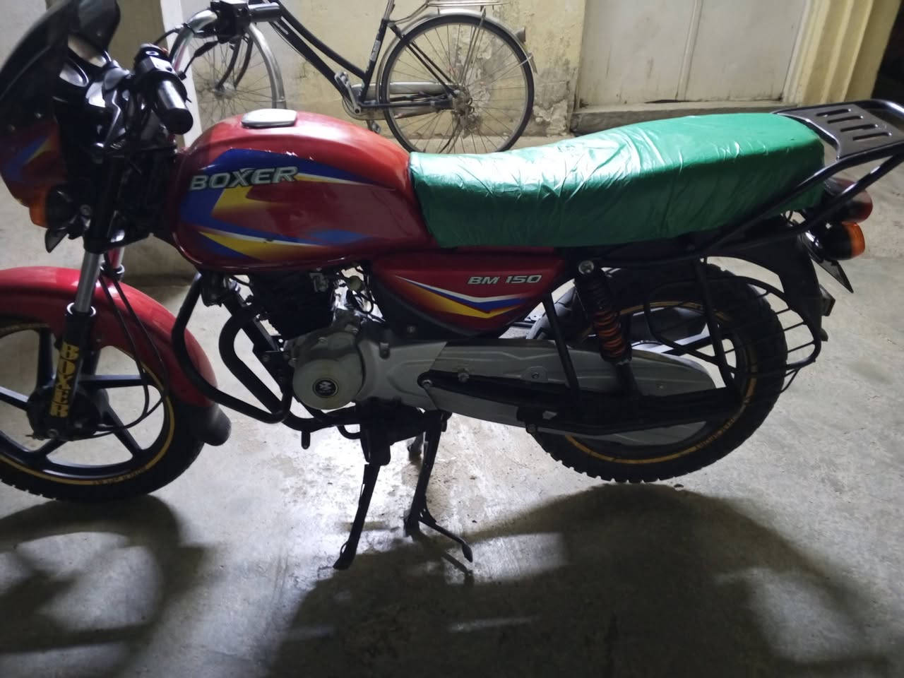 ***********

