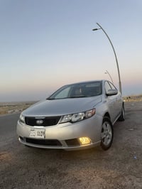 كيا فورتي 2009 فول نظافة كلشي جاهز تايرات جديد محرك شرط السعر 42  0781...