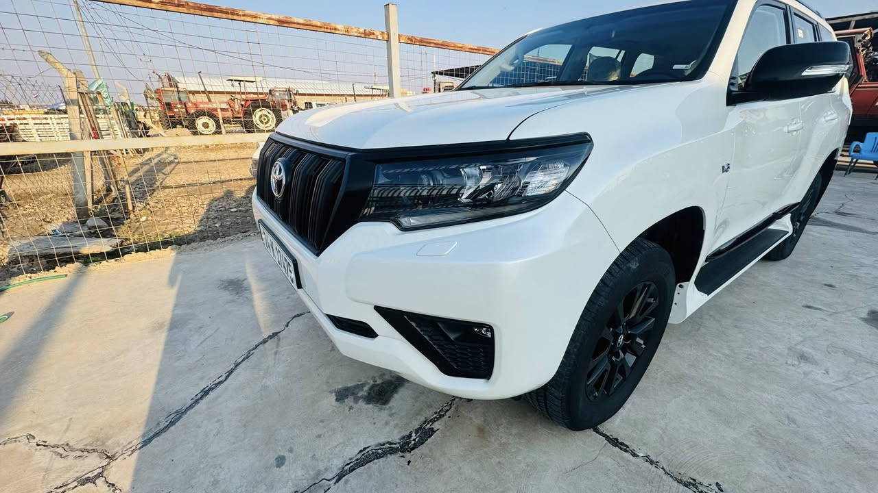 سياره جديده 

فول موصفات 

سياره ماشيه ٥٠

بدون مراوس نقد 

سياره بل خير عل يشتري

***********
