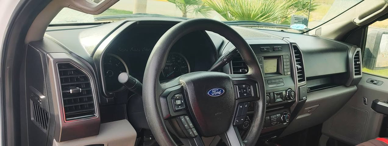 بسم الله الرحمن الرحيم 
فوoرد F150 تاکوو نیوو سیارەکە زۆر جوان و نوێیە  نیوو دەرگای سیاق سبوغە  بستەک بۆنیتی سبوغە چاملغ بێ ژوورێ گێر لەسوکان شەش پستنی توربۆ دەبل اکسل  رەقەم و هەزەو ژینگە نوێیە ڕەقەم هەولێرە بەناوی خۆمە گێر و مەگینە بەشەرت نەکرایتەوە وەک سفری شریکەیە نمونەیە لەجوانی سعری 165 ورەقە گۆرینەوە و فرۆشتن ‌*********** أربيل, العراق
