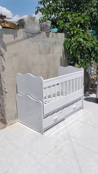 أثاث أطفال • وصف ناقص
