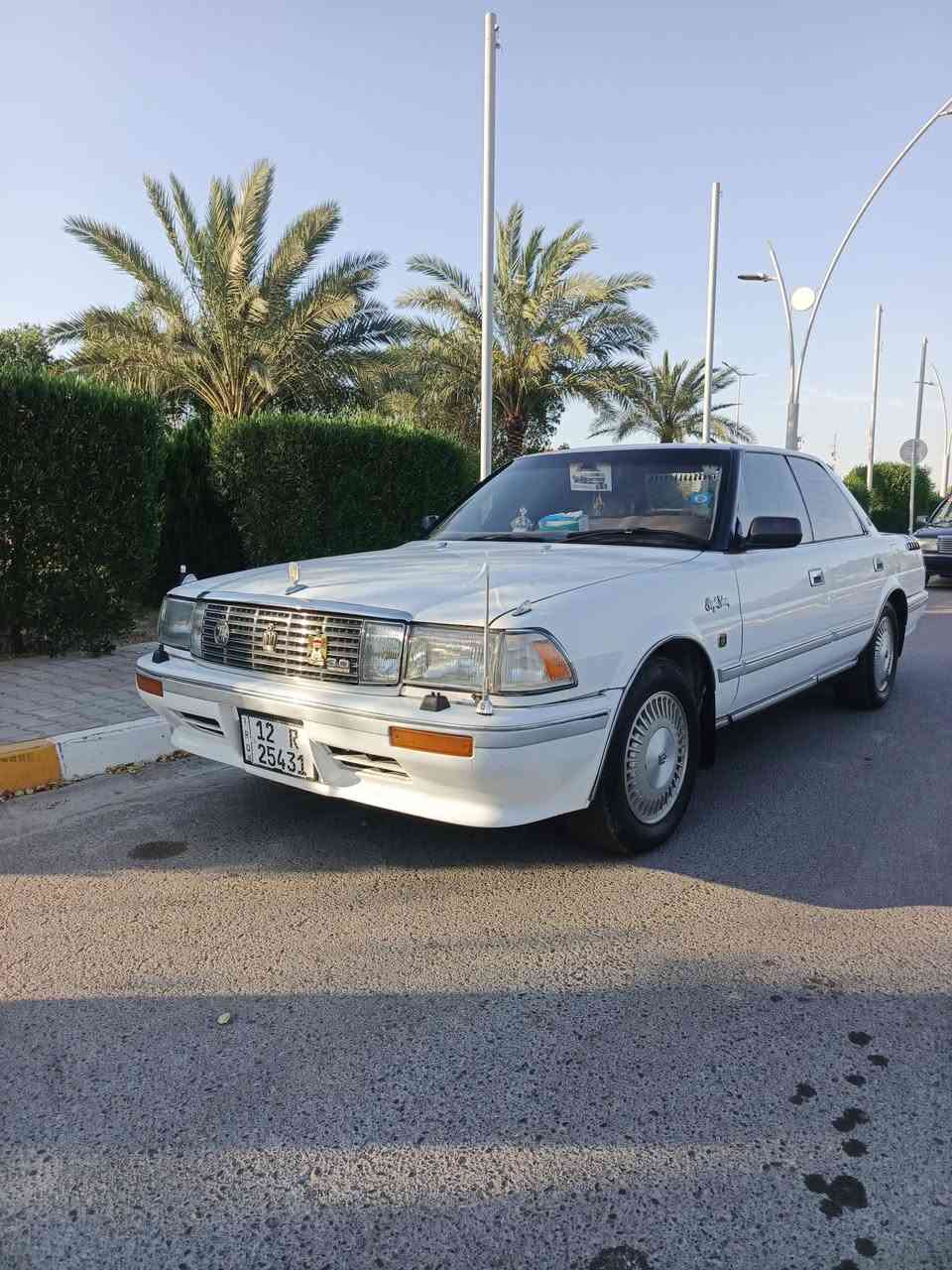 السلام عليكم                          
كراون هارتوب 
موديل 1991 
رقم نينوى مشروع وطني باسمي
سياره بيها صبغ چاملغ خلفي وشويه بالجنطه 
الباقي كفالى من الصبغ و التعديل 
كير ومكينه جدد vvt2500 
تبريد شغال 
غرفه ابطاين ارضيه نضاف 
تخم تاير جديد
صدر حداديه شرط جاهزه
اكسل + درام شفتات جدد 
كهربائيات كلها شغاله
سياره نضيفه ومال جنيه
مكانها تكريت 
سعرها 58 وبيها شي قليل 
***********
