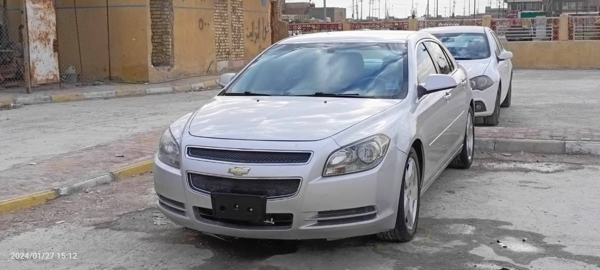 السلام عليكم للبيع ماليبو 2011 خليجي  مكفوله كفاله  عامه من كلشي وكاله المنصور رقم واسط بأسمي شرط تحويل ثاني يوم ماشيه ١٥٠ الف حقيقي تدفئه شغاله تبريد ثلج تخم تاير باتري جديد السعر 95 وبيه مجال قليل للأستفسار على الرقم ***********
