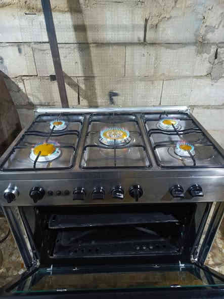 سلام عليكم طباخ {فريش مصري} : شرط الفحص. باب اول! كله شغال. شرط شغال عيون وافران نضيف جدآ ـــــــــــــــــــــــــــــــــــــــــــــــــــــ 
السعر/  ٢١٥ 
ــــــــــــــــــــــــــ
العنوان: نجف كوفه حي ميسان 
***********☎️ سـيد هـيثـم
