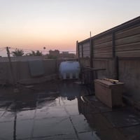 دار للبيع مساحته ١٥٧  ٣ طوابق ٥ غرف نوم  الحسينيه منطقت الظباط قرب مطع...