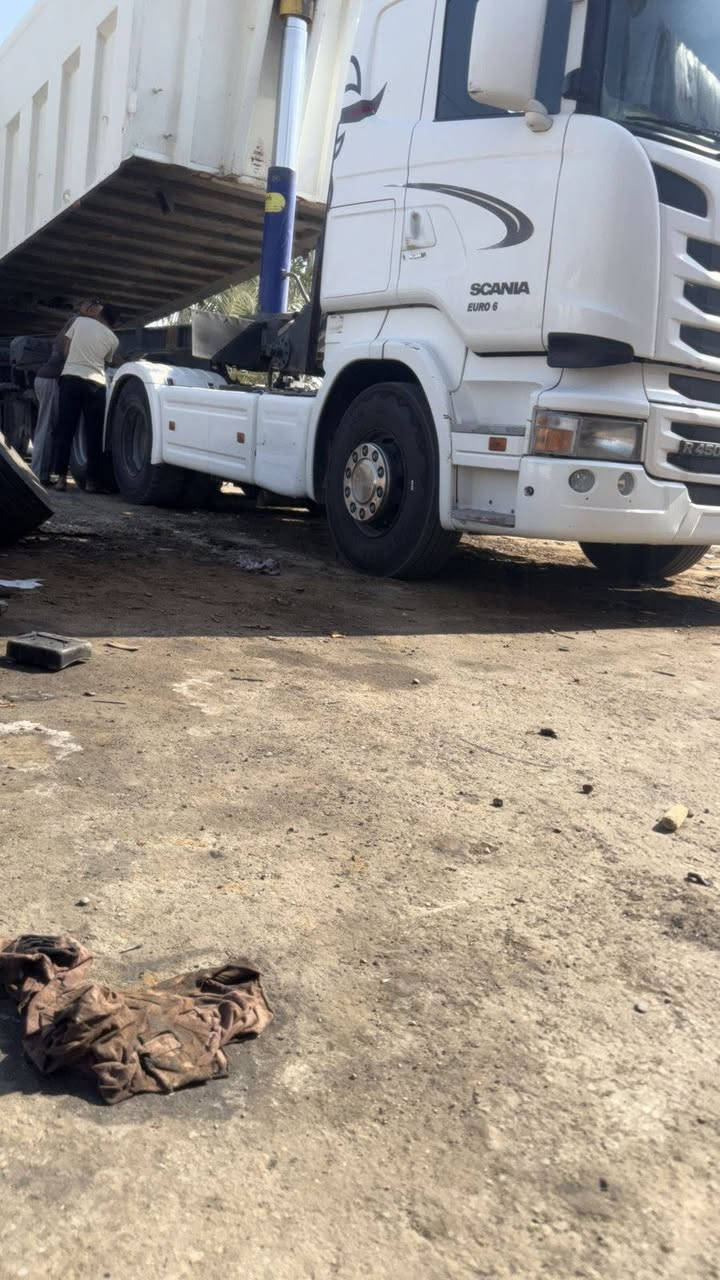 سلام عليكم  سكانيه دخول جديد 2017موديله مسجل مامعلايه  مكينه 450 عرجه مجموعه جوبلس كلاو مكفوله كفاله عامه *********** مكان سياره القرنه شرش
