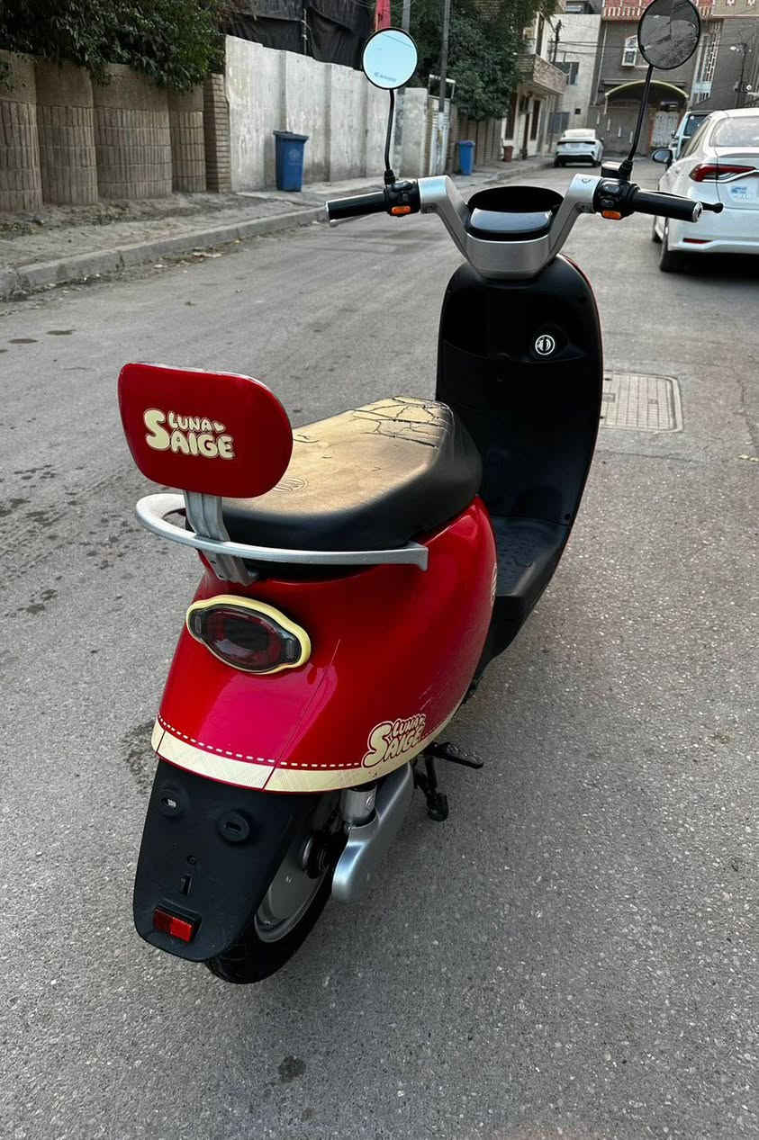 السلام عليكم
دراجة سايج تحتوي على 5 بطاريات جديدات وبيه دبل إشارة وبيه لايت وبك لايت عالي وناصي 
بيه جنطة خزن واسعة دراجة نضيفة وحلوة تاخذهة متصرف ربع عليه
بيه شلعة ومعدل قوية اشاير يمنة ويسرة هورن سيدان ( انضمة تشغيل سويج + كارت)
ودراجة كلش نضيفة ما معنة لكلمة 
(( سعر الدراجة 550 وبيه مجال حك لجية))
للاتصال علة لرقم (( ***********))
مكاني (( بغداد الشعلة))
