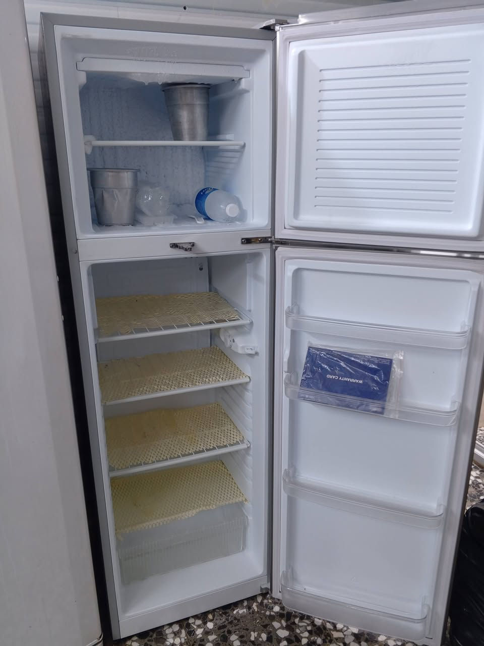 سلام عليكم اغراض للبيع ومستعجلين ع بيع (ثلاجه كرافت استخدام شهر جديده ونظيفه سعرها 350  وبيها مجال // ومجمده حجم كبير استخدام قليل  سعرها 300 وبيها مجال // وثلاجه صغيره ب 50)
المكان // بغداد التراث


**إذا كنت صاحب هذا الإعلان وتريد حذفه لأي سبب، رجاءا أرسل رسالة إلى الدعم الفني**