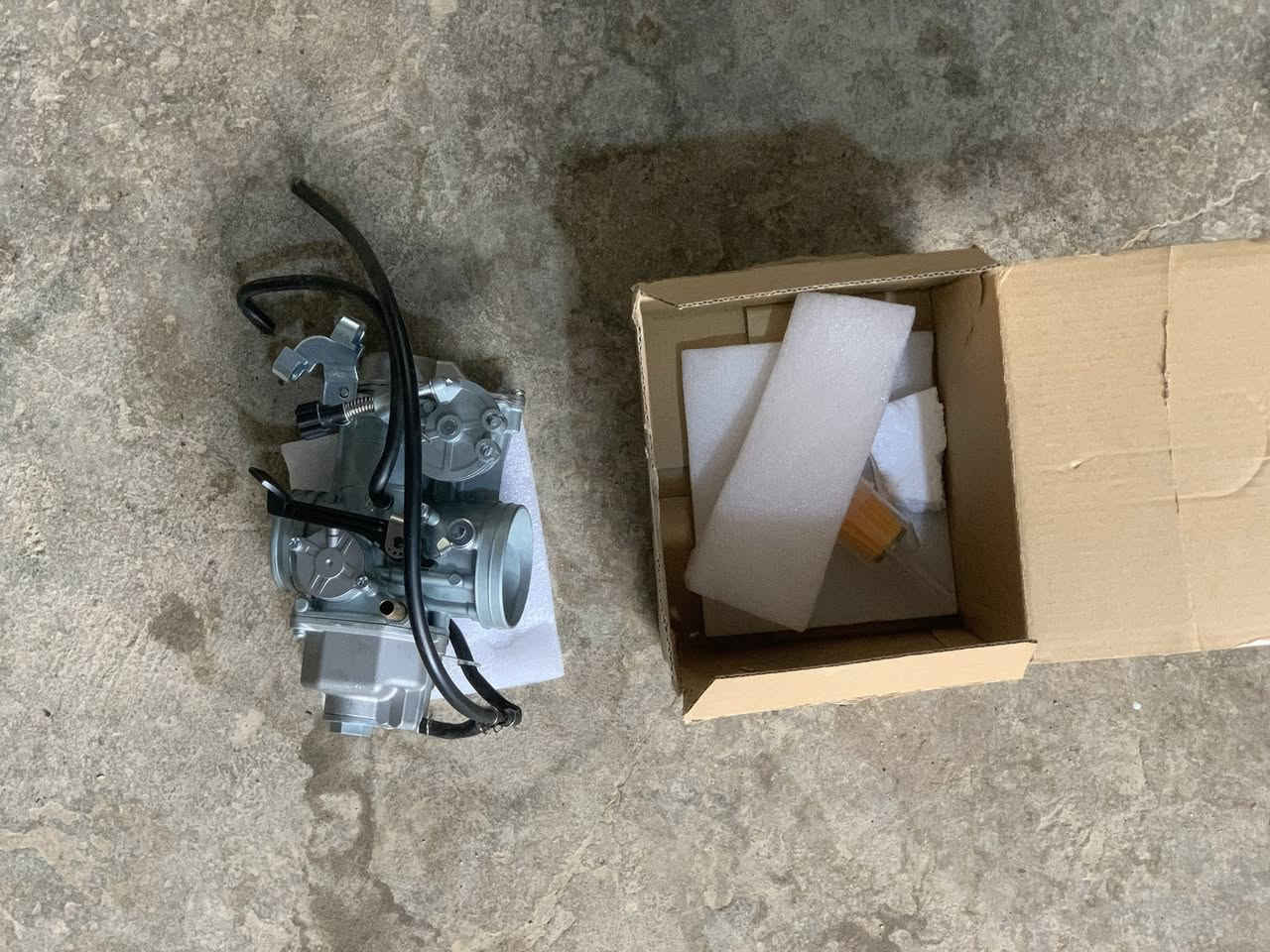 للبيع ادوات قفاز
كابريته هوندا 250
كابريته هوندا 600 
وباقي الادوات بالصور 
توصيل موجود للستفسار ***********
