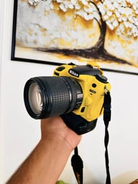 نيكون D7000 • عدسة ٧٠-٣٠٠ • كريب بطارية