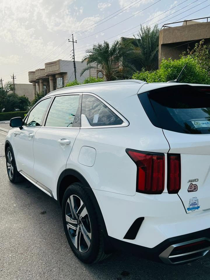 سورنتو  2022 ماشيه 68 الف سياره بيها قطعتين سياره خليجيه فول واحد على واحد للتواصل ***********
