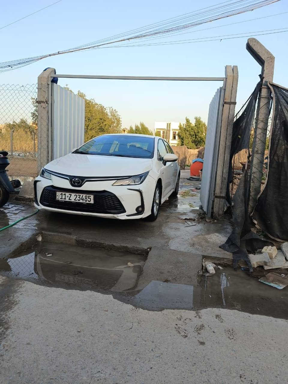 السلام عليكم
كورولا خليجي هايبرد 24 
ماشية 50000 
رقم بغداد 
فول مواصفات 
السعر 140
***********
