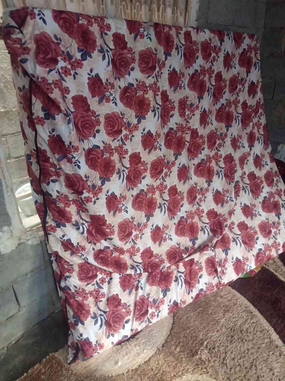 للبيع جربايه نفرين مع دوشك اسفنج السعر 100
***********
