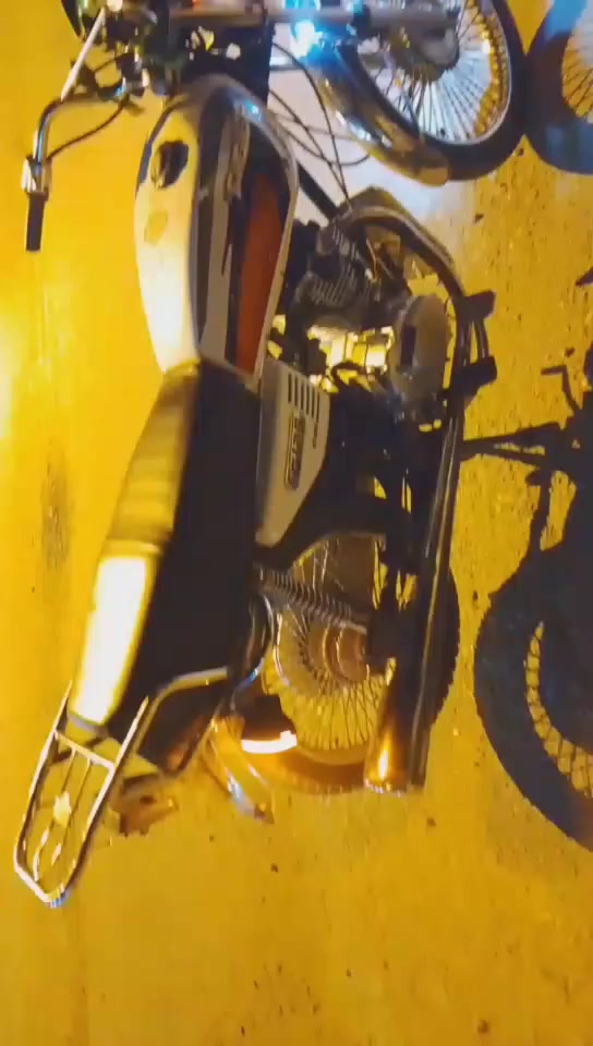 السلام عليكم تايكر البيع موديل 20وراق صولي مكفوله  من كلشي


**إذا كنت صاحب هذا الإعلان وتريد حذفه لأي سبب، رجاءا أرسل رسالة إلى الدعم الفني**