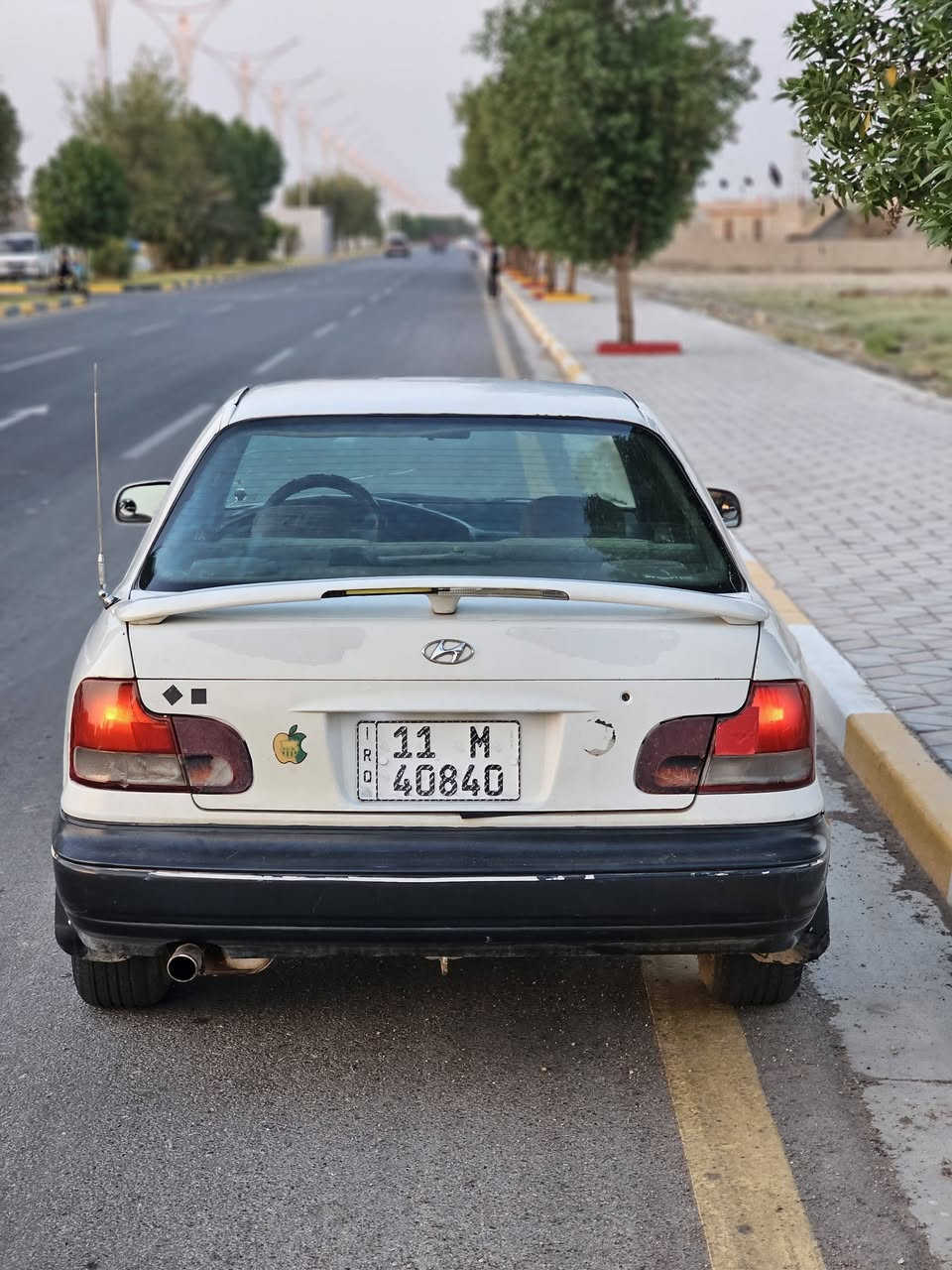 السلام عليكم.....
النترا دمعه  للبيع 
موديل 1994..... اللون ابيض
رقم بغداد جديد  
سنويه 2027 شهر 4 ينتهي
تحويل مباشر ..
محرك  مفتوح
كير عادي...
كير ومحرك خير من الله........
كهربائيات شغالة ...
دواخل نظيفة  ...
تبريد شغال ..
السياره خير من الله ..
السعر 32  .. 
مكان السيارة ديالى بلدروز 
رقم الهاتف ‏***********
اسف عل اطاله الشراي يتصل 
غير متواجد على فيس
اتصال فقط .....
