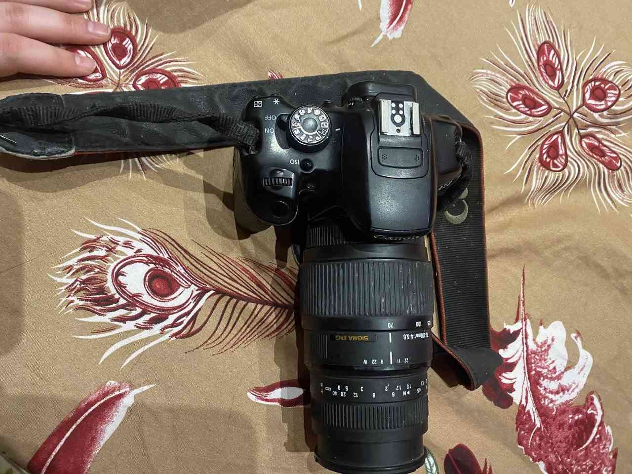 كاميرا
كاميرا كانون مع كامل d700 ملحقات مع اضافه زومات رياضيه وفلاش خارجي 

❌❌عطل فلاش الداخلي فقط 

السعر650 

ديوانيةة


**إذا كنت صاحب هذا الإعلان وتريد حذفه لأي سبب، رجاءا أرسل رسالة إلى الدعم الفني**