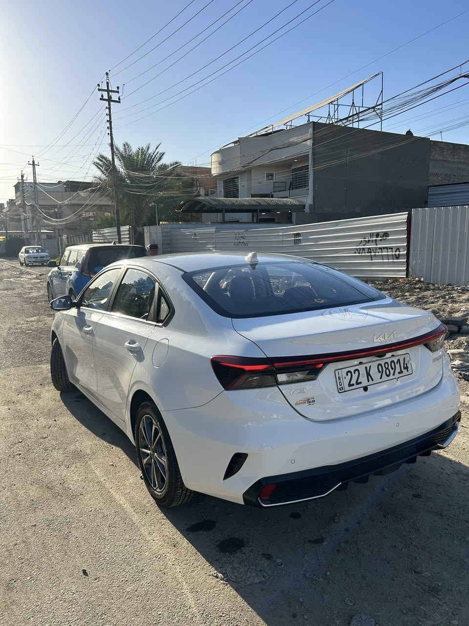 السلام عليكم
للبيع 
كيا  K3 فووول مواصفات 2024  

مكفولة كفالة عامة 

رقم اربيل تحويل ثاني يوم

فتحة سلايد
مري شفط 
مري ترحيب
مانع تزحلق
اربع وضعيات قياده
شاشه كبيره
كشنات جلد 
اوتو هولد
مود درايف
بصمة
كامراين خلفيه
حساسات امامي خلفي
سايد بريك بصمه
اشاير بل مري
لايت امامي خلفي LED
كشاف ضبابي خلفي
تبريد شاشه 
وبعد المواصفات المعروفه
ماشيه71.000وقابله للزياده 

بيها طخه بالدعاميه الامامي 
وشخط بل دعاميه الخليفه بسيط 

السعر 143ورقه وبيها مجال للاستفسار***********
