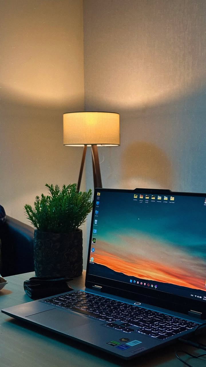 Lenovo LoQ Rtx 5060
كارت الشاشة Nvidia Rtx 5060 110W 
كور اي 7 جيل 14700HX
رام 24GB DDR5
‏512GB SSD 
وياها وندوز 11 pro اورجنال
اللابتوب كلش نظيفة استخدام شهر عدل
للبيع مكاني بغداد حي الجامعة كاملة باكيتها وملحقاتها كلها موجودة
*********** فقط واتسااب
