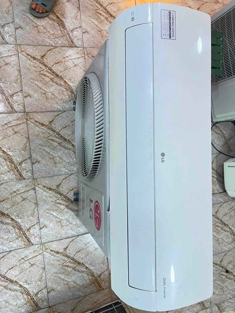 سبلت نوع LG ثنين طن تحكم امبيريه اخو الجديد غاز مقفول  معا كامل ملحقاته الاصليه مشتغل موسم واحد بس الراديتر بعدها صفره وجديده انتاج موسم 2024لو 2023 ***********شراي يتصل سعره725وبيه مجال25مال جيتك
