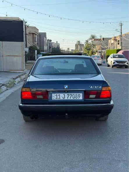 للبيع BMW حجم 735i
موديل 1991 اصل بليته وسنويه ،، صبغ عام للجماليه بدون ضربه بدون معجون ،، محرك وكير مكفولات ،، تبريد ثلج صدر امامي خلفي جديد تخم تاير جديد السياره عليها صيانه كامله مناقصها اي شي ،، رقم بغداد الدولي وبأسمي 
المكان بغداد حي الجامعه ،، السعر 63 ورقه
*********** بغداد
