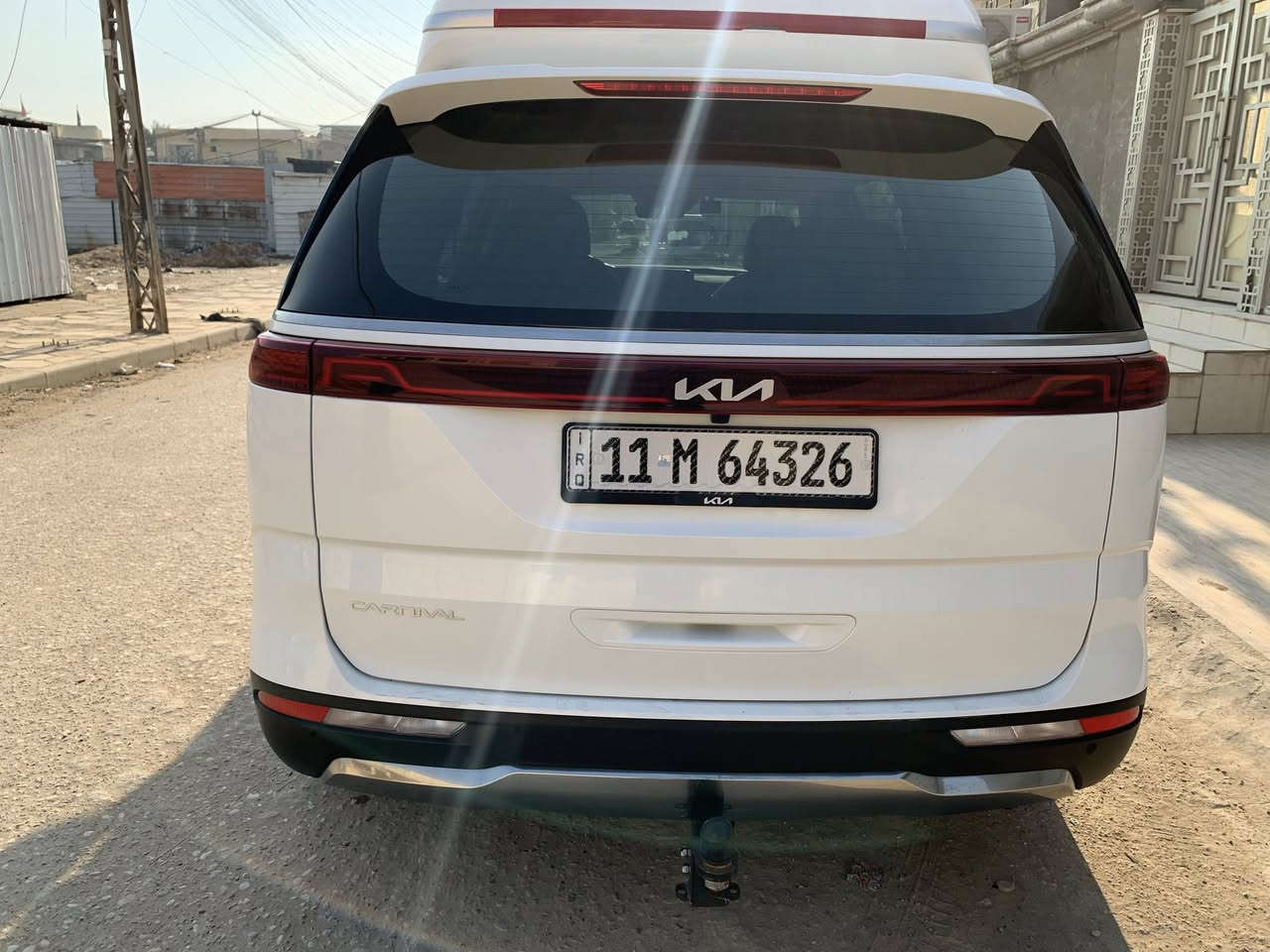 كيا كرنفال 2023 وارد كوري
مكفوله كفاله عامه ولسونار مرفق مع الصور
العداد 45000 كيلو 
السيارة مميزه عليها فمبورة - طلب خاص تفتح عن طريق البصمه وزر خاص بها من داخل السيارة وكذلك من السنتر لوك ......

المواصفات :-
1-  كاميرات 5 محيطية 360 درجه
2_ هاند بريك بصمة
3-رادارات أمامية - جانبية -خلفية
4_إنارة داخلية على الأبواب
5-ترحيب ودخول ذكي
6-كشنات جلد 
7- كشن تدفئة تبريد
8- شاشه كبيره متصله
9- عدادات ديجيتال
10 -وضعيات قيادة 4
11- مري شفط وأشاير بالمري
12-قيادة شبه ذاتيه
13- ابواب جانبيه والصندوق كهربائي
14- فتح الصندوق والأبواب ذاتيآ عند الاقتراب من السيارة
15-كير ماوس
16-كاميرات تسجيل حوادث أمامي * خلفي (داش كام)
17-تبريد 3 قطع + شاشة منفصلة
18-تحديد مسار + توقف ذاتي
19-لايت زنون +اشاره LED
20-كشافات بلوكتر
21-بردات جانبيه جميع الابواب
22- تشغيل عن بعد 
‏Auto Hold-23
24- ويل كب كروم
السيارة جدآ نظيفه على وضع الشركة 
رقم بغداد انكليزي باسمي تحويل مباشر 
السعر المطلوب 328$ بيها مجال قليل 
مكان السيارة ميسان / المركز 
للإستفسار الاتصال على الرقم
***********

