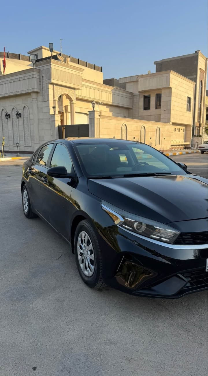 السلام عليكم 
للبيع فقط 
فورتي اسود 
موديل 2023
المواصفات 
تحدي مسار 
رادار امامي وجانبي 
كروز سرعه 
كأمره دوار 
ناشر صور حادثها 
صبغ بنيد فقط 
السعر 134$
العنوان بغداد الغدير 
موبايل *********** بغداد, العراق
