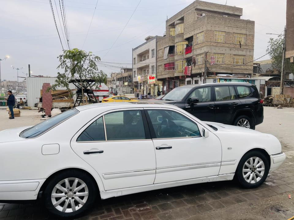 سلام عليكم مارسيداس ام عيون كلها بلاديه ماعده العينه مال الكيجات عطلانه سعر 75وبيه مجال رقم ‭0770 751 2792‬
ترهم مراوس
