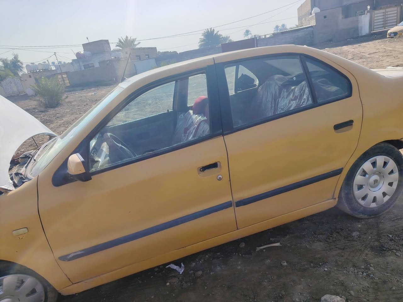 سلام عليكم ورحمة الله وبركاته سياره سمند لابيع رقم مثنى سياره كوم حديد مكفوله من عشارين وحكومه مديل 2012 لا ستفسار رقم الهاتف ***********
