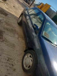 كيا سيفيا موديل ١٩٩٥ السياره ما ناقصها شي  السعر ٢٨وبيه مجال قليل  لاس...