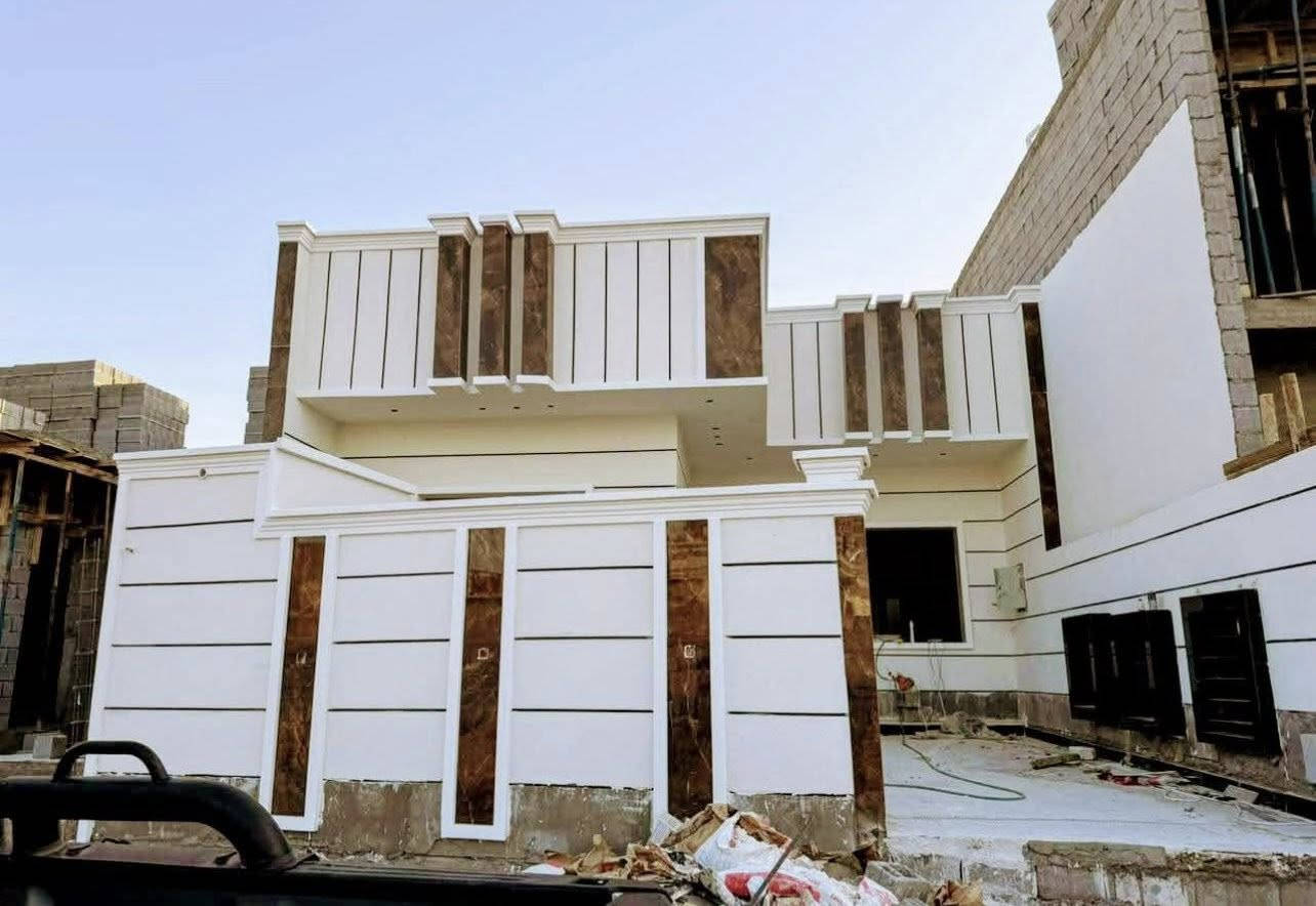 السلام عليكم ورحمه الله وبركاته
كما عودناكم ع عرض كل ماهو جديد ومميز من منازل تسليم مفتاح في مناطق خدميه ومريحه جداً💯 ***********
#نقدم #لكم #هذا #العرض #المتميز #في            
         :::::::::::  ( منطقة البهادريه )
🏠 مساحته المنزل 200متر
📃 جنس الأرض طابو زراعي بسم عراقي 🟦🟦🟦 السعر 140 
🧱البناء بلوك 
الفئه 🔙 طابق واحد 
🔙يتكون من 
🪴حديقه خارجيه 
🪧ديوان 
🪧صاله 
🪧مطبخ 
🪧غرف منام
🪧صحيات 

🌐العنوان البصرة أبو الخصيب البهادريه 🟨🟨📱 للاستفسار تواصل معنا ع هذا الرقم 

متوفر واتساب ايضاً 
***********
