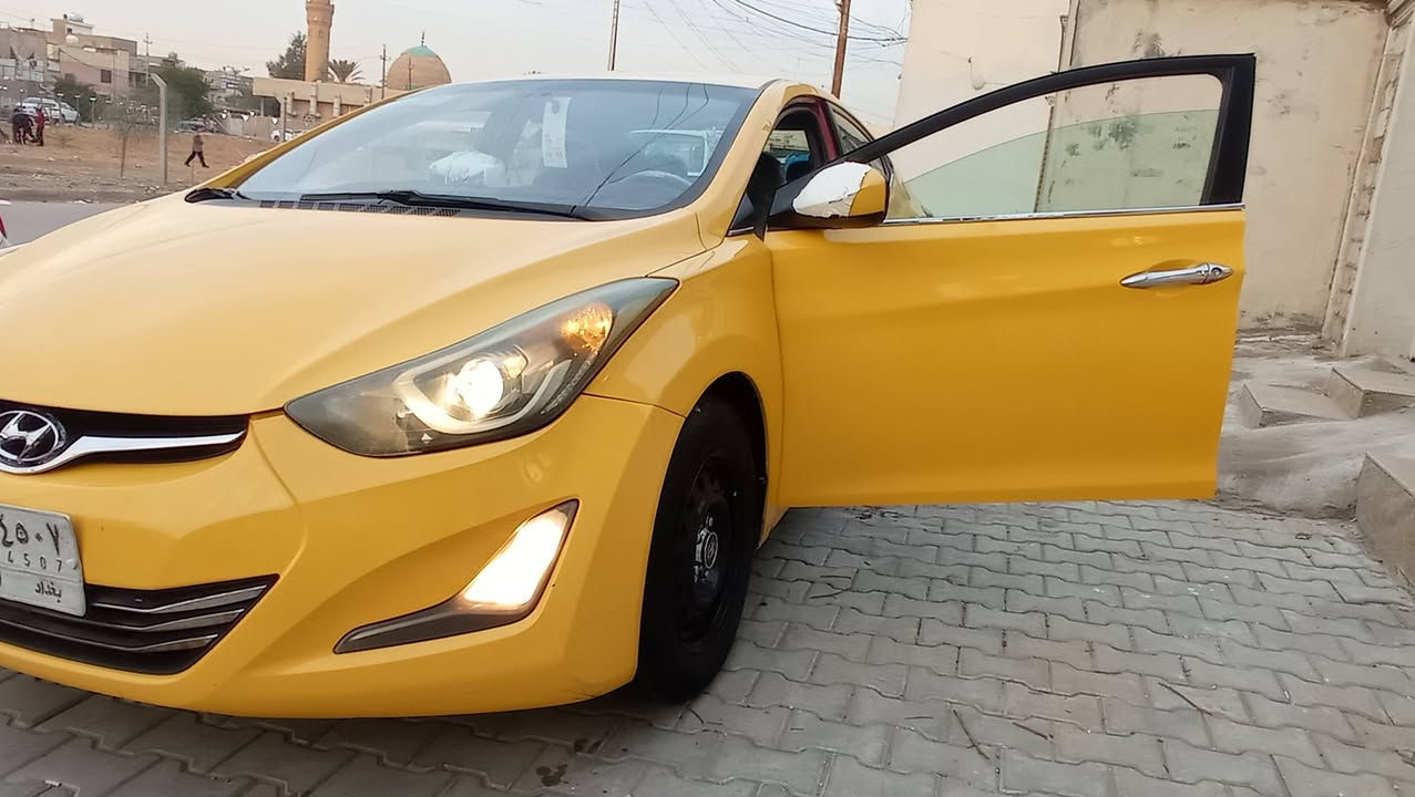 السلام عليكم الانتره موديل 14 سياره نضيفه بدون دواخل وبدون ايرباك مكينه بل لايلون مال حاويه ماصرلهة شهر من نزلتهة تايرات جدد منضومه تبريد جديده تحكمات صفحتين حساسات هيتر كشنات باقي تفاصيل ع خاص مكاني بغداد الحريه رقم تلفون ***********
