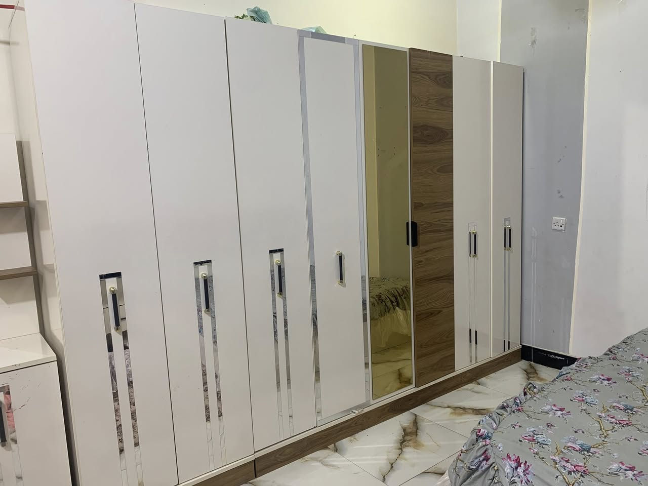 عندي هاي الغرفه تركيا أخت الجديد اول شده اله سعر 375قفل


**إذا كنت صاحب هذا الإعلان وتريد حذفه لأي سبب، رجاءا أرسل رسالة إلى الدعم الفني**