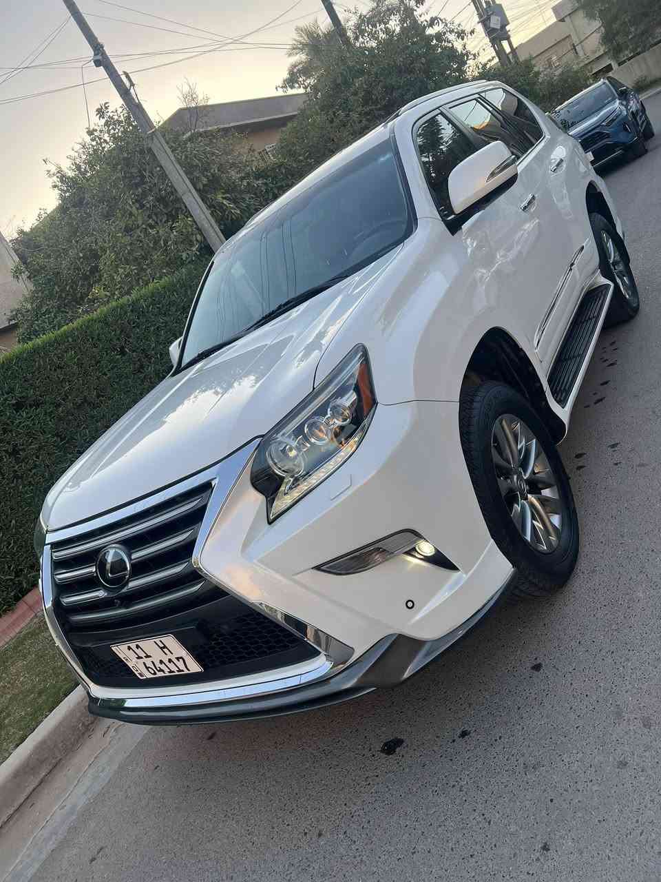 لكزز 2014 خليجي ساز
بدون حادث وبدون صبغ فقط بارد بسيط 
فول مواصفات ١/١ 
مكانها بغداد / حي الجامعة 
للاستفسار.  ***********
السعر.   ٣٢٥$
