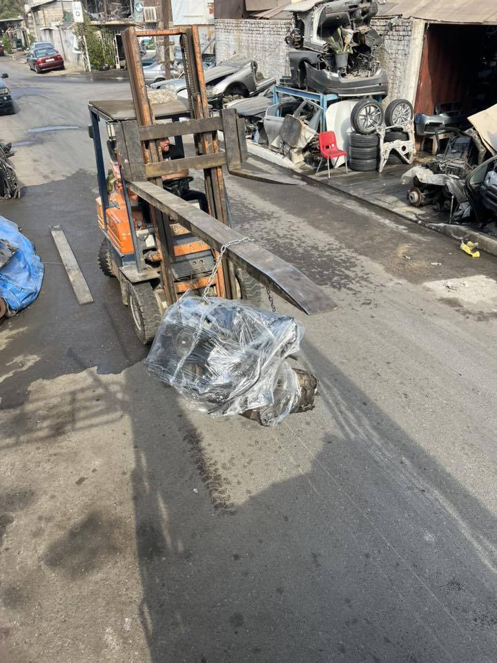 السلام عليكم تم بحمدالله وصل مكاين BMW  وارد 25/28/20 كامل مع التفرعات عدد 11 للبيع بلجمله فقط 
للاستفسار 
***********
***********
