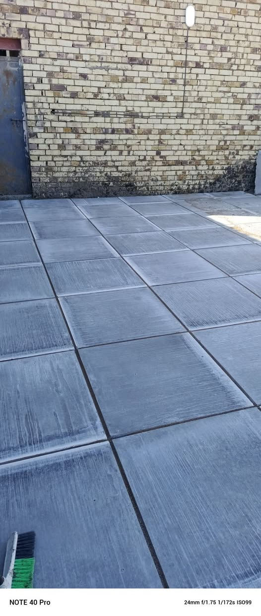 ياالله مستعدون التجهيز سطوح الشتايكر والتزفيت وستلام مهندس بسعار مناسب شغلنه تفحص ماء أقبل ستلام ***********
