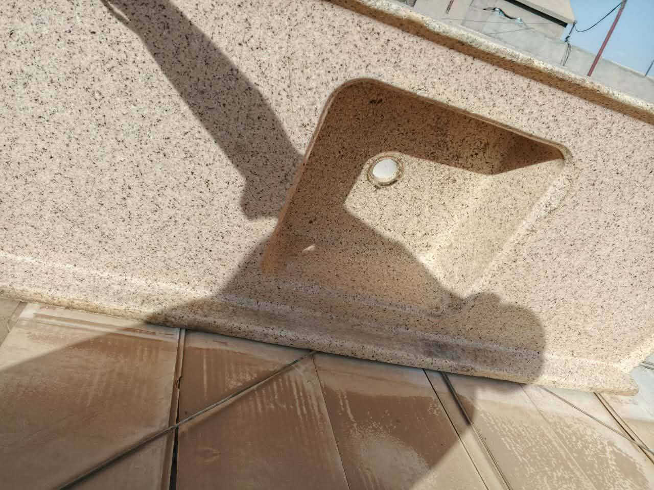 سنك مرمر عدد اثنين قياس متر ونص السعر 25 الف ***********
