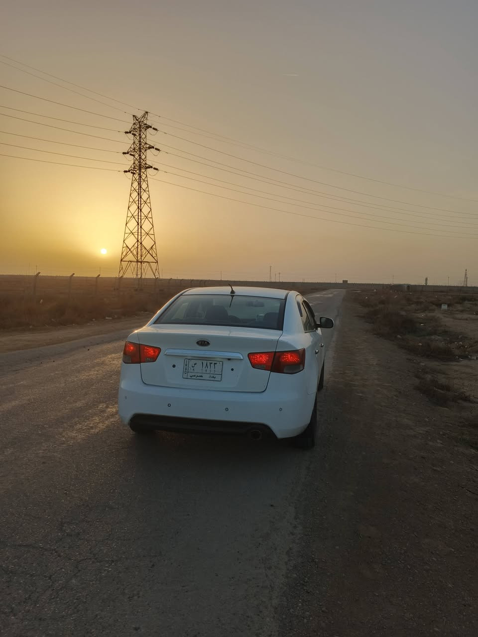 سلام عليكم
KIA سيراتو للبيع 

موديل 2013

رقم بغداد

السيارة بيه تخم تاير جديد 

وحدادياتها كامله من صدر امامي +خلفي

المحرك و كير جدد و نضيفات 

محرك 1600
السيارة نصبتها و ترايها يخبل 

ملاحظة السيارة بيها صبغ اثر تكشير مو ضربه مكفوله من الضربه 

الاتصال .‏‪***********

السعر 93 وبيها مجال
