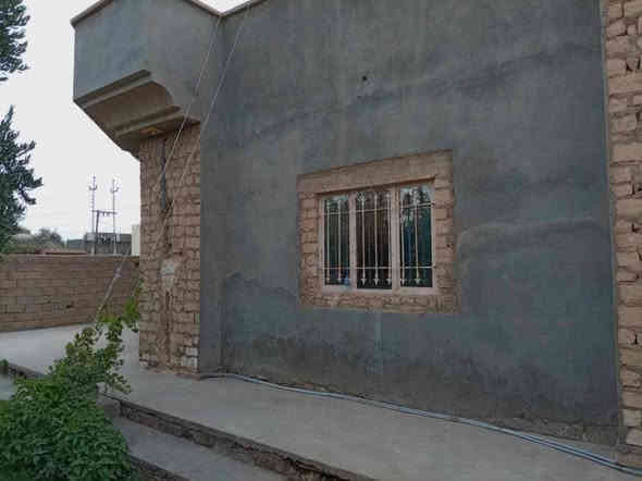 🏠 للبيع – بيت طابقين في القائم / حي المأمون
📍 الموقع: حي المأمون– قرب متوسطة الخير و مدرسة الوعد الحق الابتدائية

📐 المساحة: 315 م² – طابو صرف

✅ تفاصيل البيت:

طابقين بتصميم حديث ومنطقة سكنية جديدة بخدمات متكاملة مع شارع مُبلط.

4 غرف نوم واسعة

استقبال (9 × 4.5)

هول (5 × 4.5)

صالة داخلية مفتوحة للسقف

مطبخ مجهز

مجموعة صحيات داخلية وخارجية

حديقة + كراج

الأرضية الداخلية للطابقين بورسلين + جدران سيراميك مع ازارة

🔄 التحويل مباشر

📞 للتواصل عبر الواتس آب: ***********
