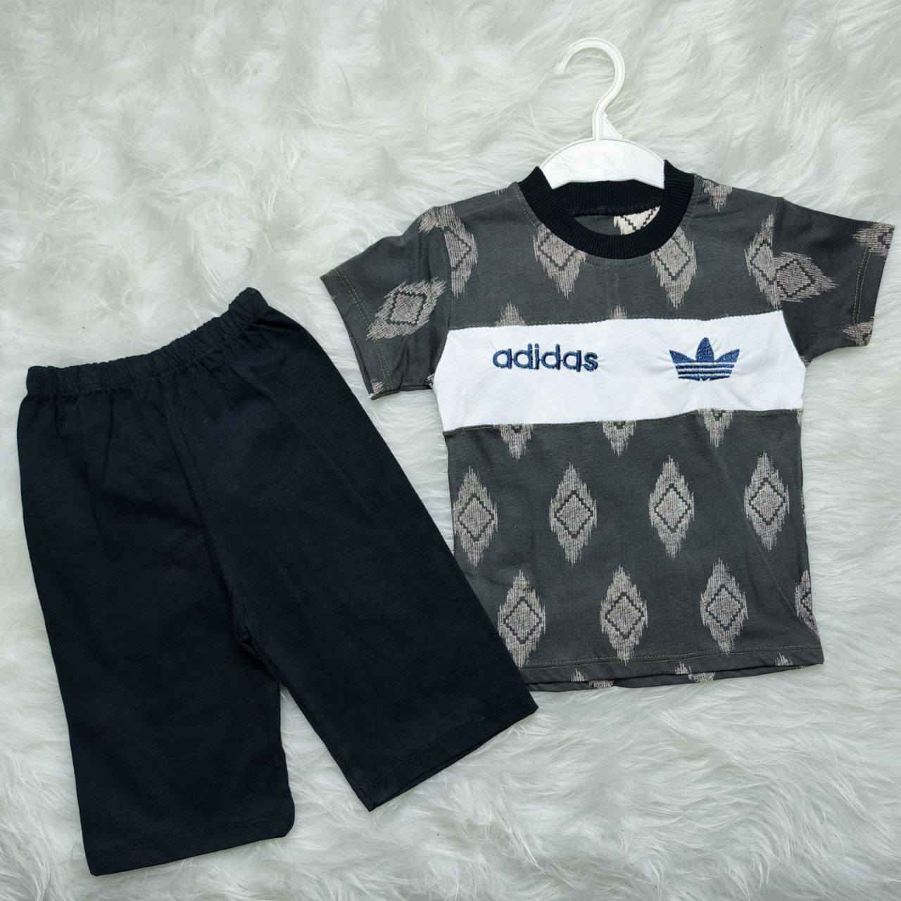 سعر القطعه ٣ الاف
قماش فانيلا ناعمه تخبل واذا معجبتج ترجع بيد المندوب
من عمر سنه ونص الى ٥ سنوات


**إذا كنت صاحب هذا الإعلان وتريد حذفه لأي سبب، رجاءا أرسل رسالة إلى الدعم الفني**