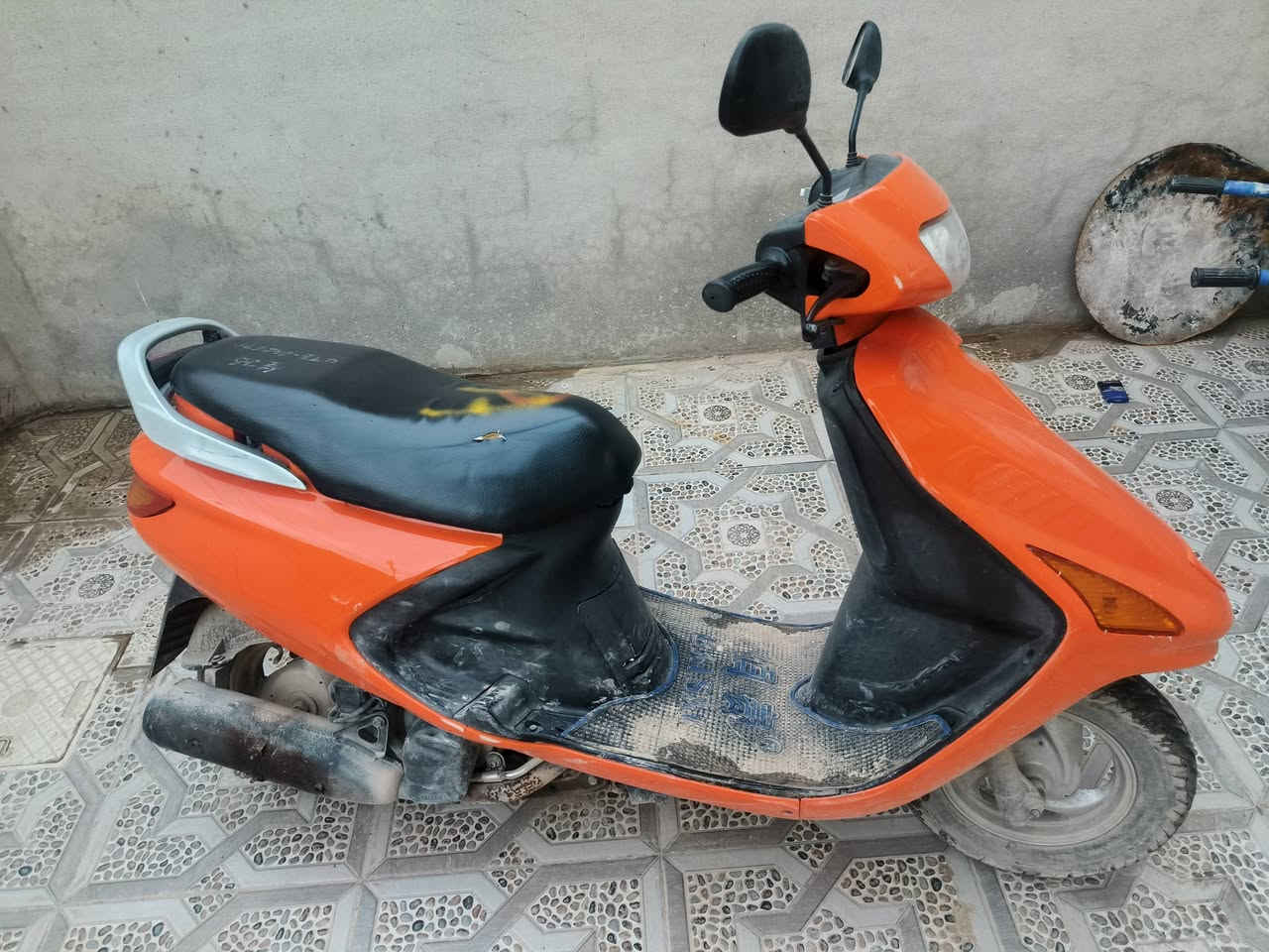 ماطور فراشه لبيع.. مال حويه. ماكينه ما مفتوح.. شراي يخابرني ***********
