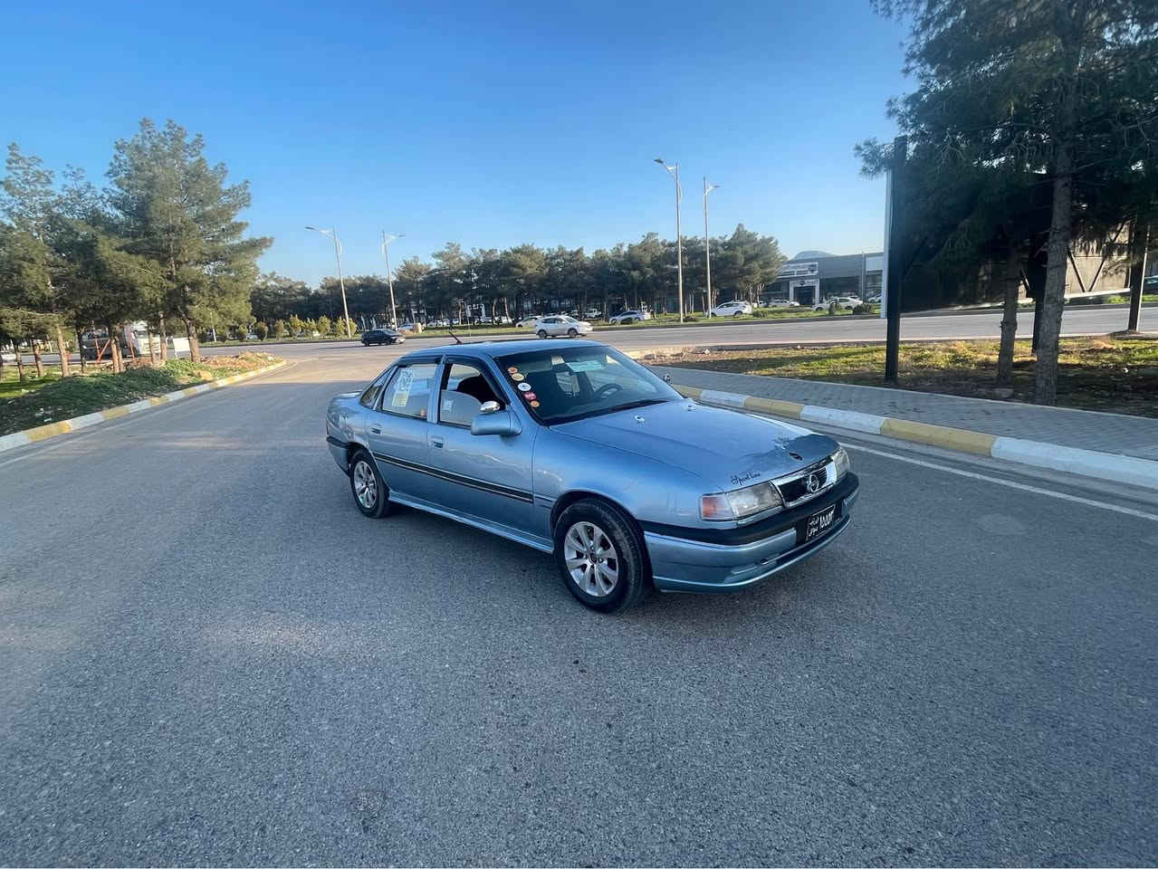 ❤بەناوی خوای گەورەو میهرەبان❤ ئۆپڵ ڤیکترا     گێڕتۆماتیک   مۆدیل 1992ئارم پلاسیک سلیمانی بەشەرتی ئارمو ئەوەلیات و موسو براوە ش بەشەرتە دەعامی بۆ دەعامی بەشەرتە گیرو مەکینە بەشەرتە مەکینە 20  سوکان پاوەر  و سیدی و ئەی بیئێس و قفڵ مەرکەزی و کۆنترۆڵ   یەک دینار مەسرە فی نیە   کارەبای گشت گیانی ئیشە کات  و چوار تایەو ویلی  تازەی لەژیڕە   پێشو دوای تازە داگیراوە   سعری 25گەڵاو معامەلەیە کەم  شوین سلێمانی     ژ . م   ***********                  *********** السليمانية, العراق
