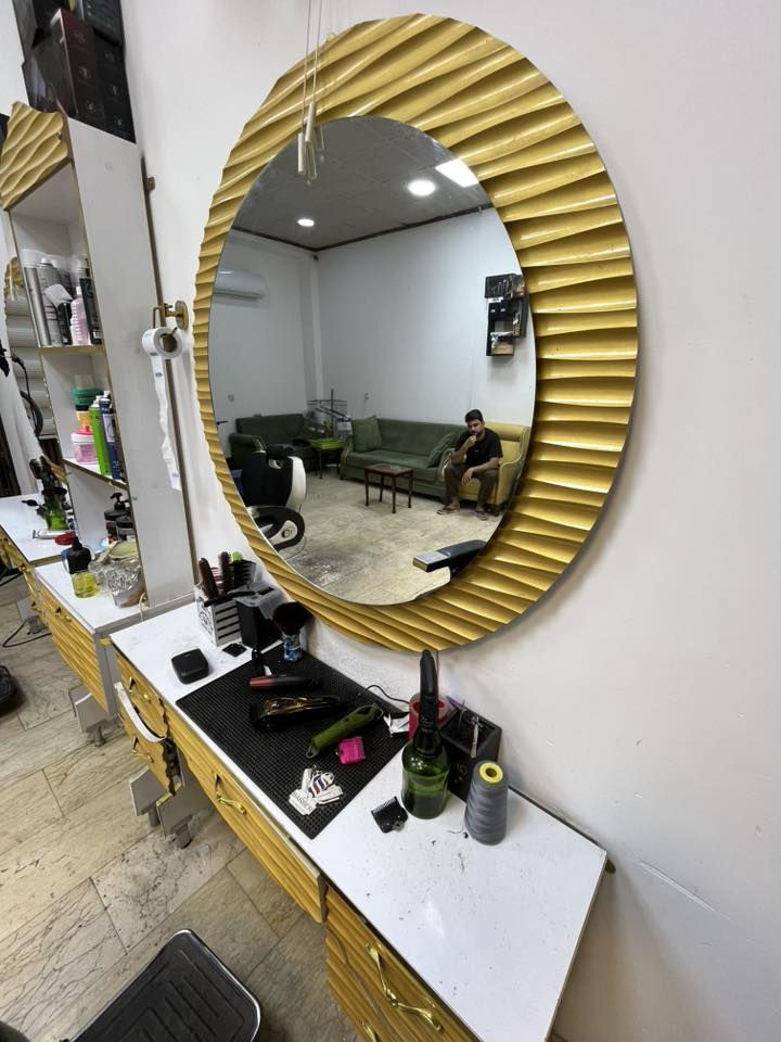 ديكور للبيع كامل كربلاء حي الوفاء ***********
