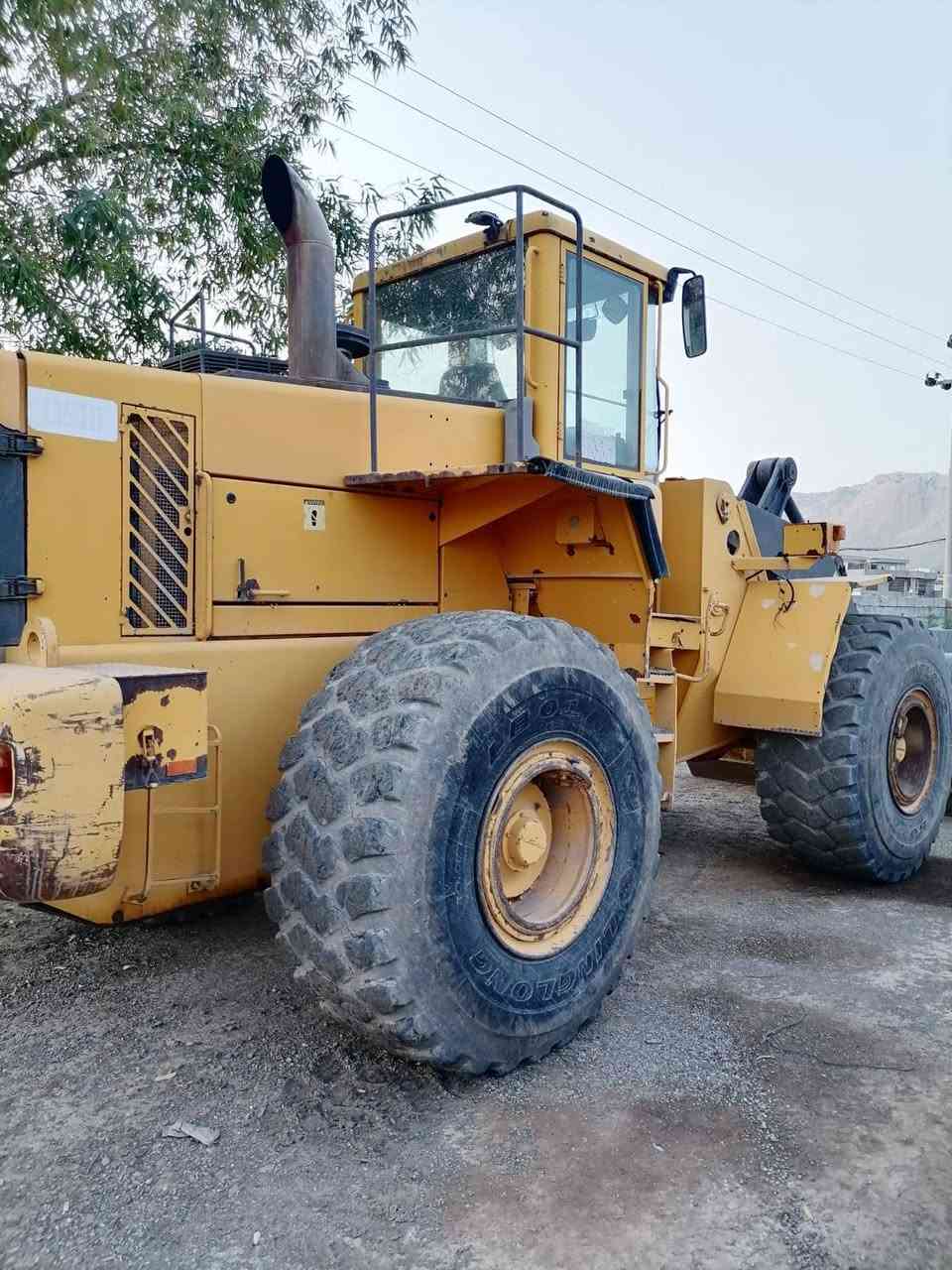 شؤفر ڤالڤؤ بؤ فرؤشتن للبيع حجم D150 موديل 2001
رقمو سناويه زؤر خوينه همو گيني بشرته 
رقم تليفون *********** رقم تليفون ***********
